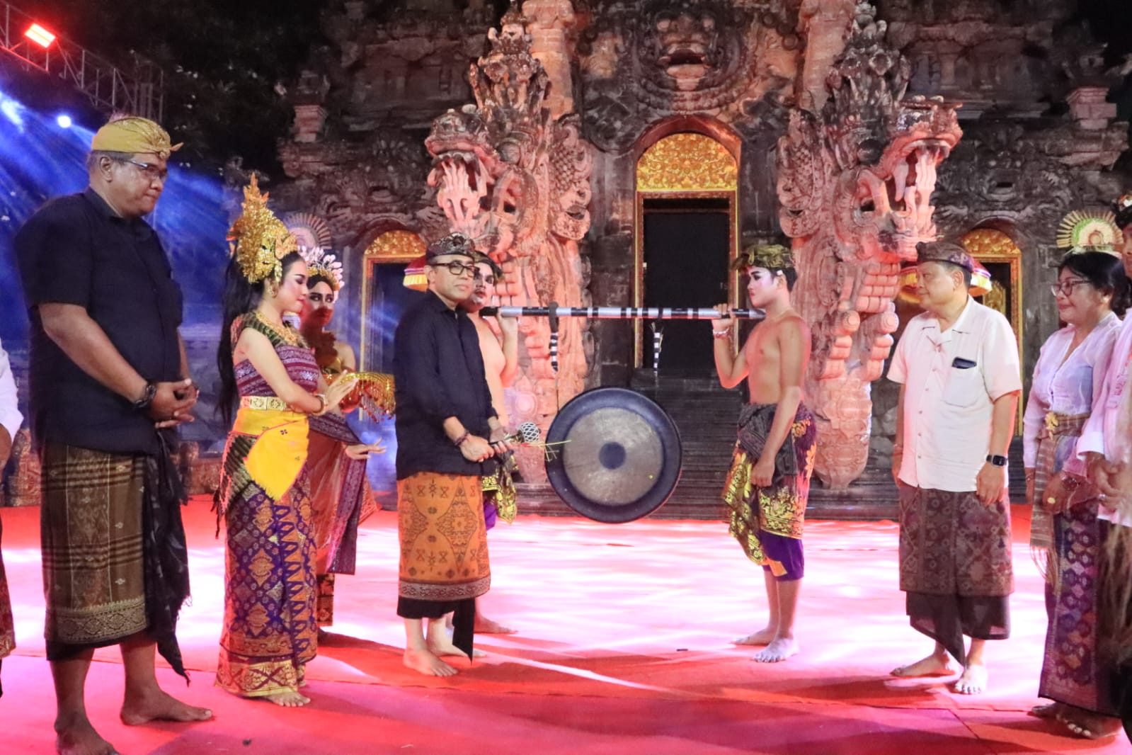 Walikota Jaya Negara Buka Festival Seni dan Budaya Kelurahan Sumerta