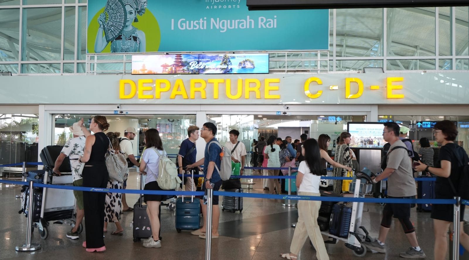 April 2025, Bandara I Gusti Ngurah Rai Layani 2 Juta Penumpang