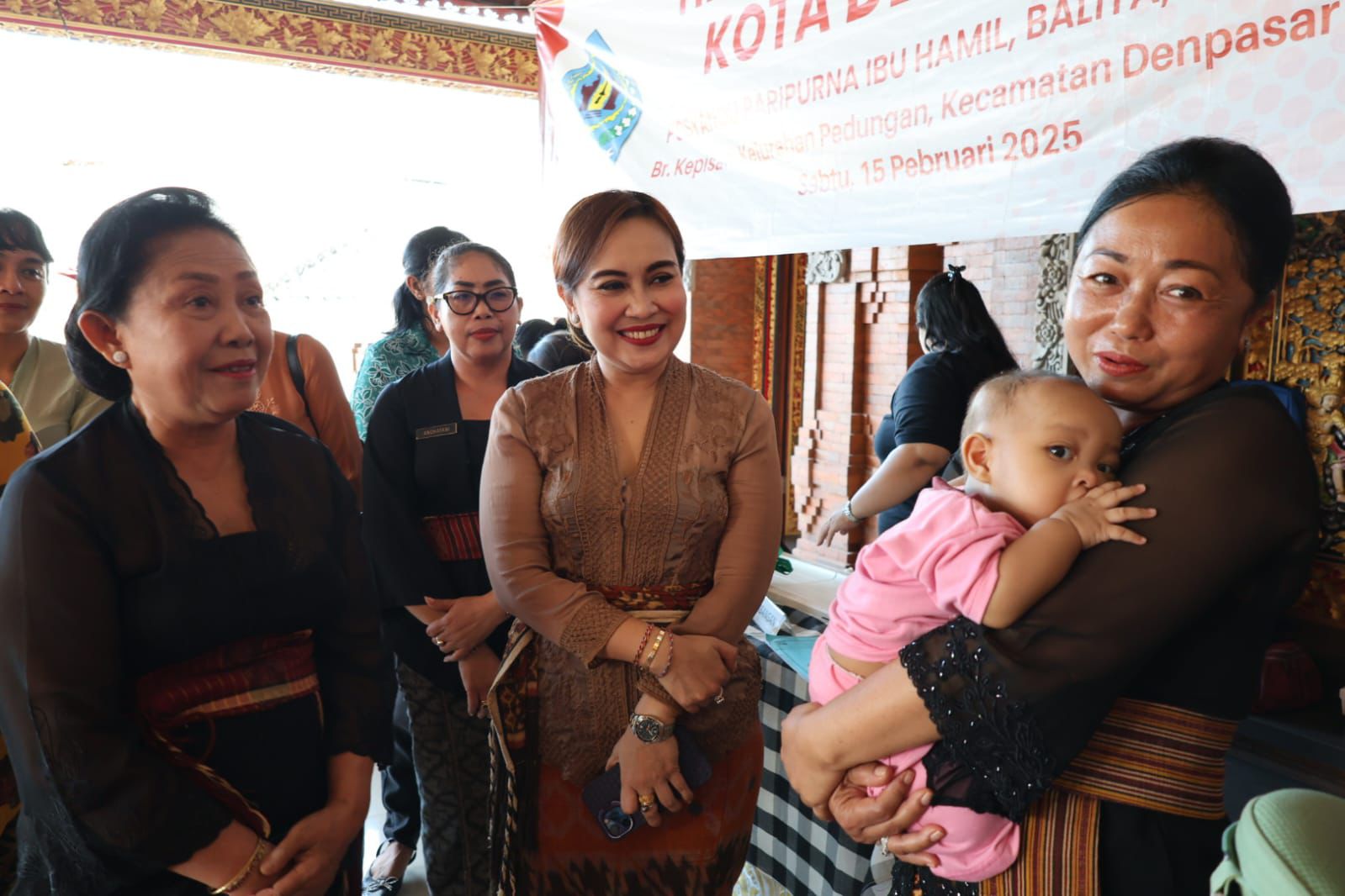 Ny. Sagung Antari Jaya Negara Tutup Kegiatan Posyandu Paripurna di Banjar Kepisah