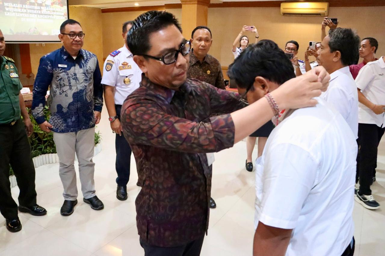 Pemilihan Abdi Yasa Teladan 2025, Wawali Arya Wibawa Harapkan Keselamatan Transportasi Umum Terwujud