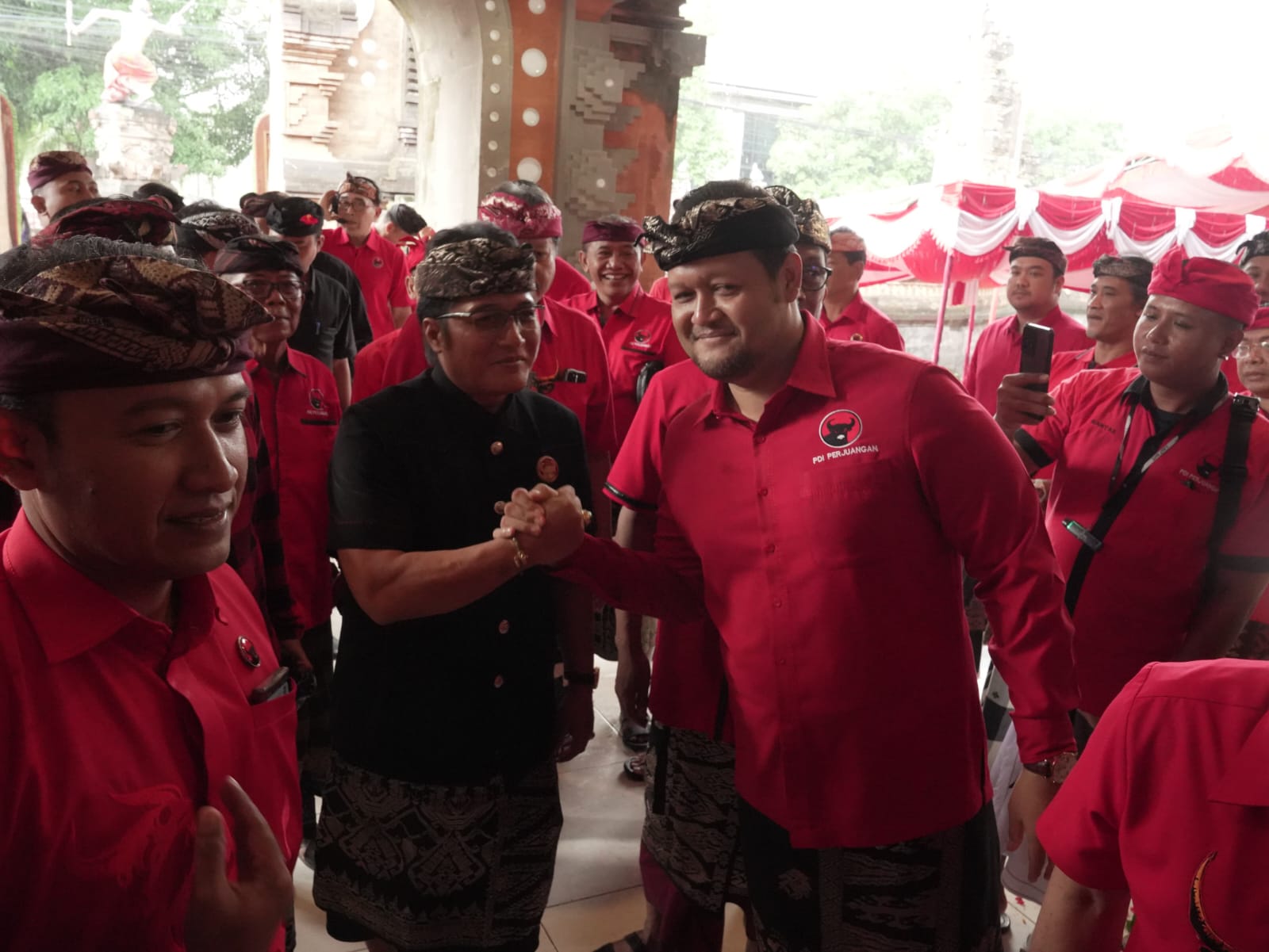 Rawat Semangat Bung Karno Melalui Ekonomi Kreatif, Wabup Badung Hadiri Final Lomba Barista Kopi Bali