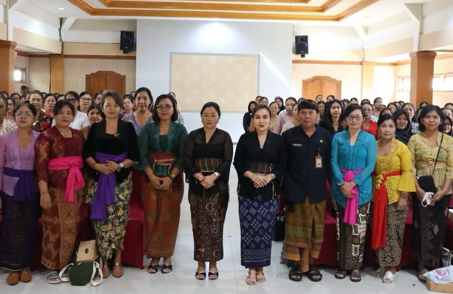Ratusan Kader Kecamatan Denpasar Utara Ikuti Sosialisasi Posyandu Era Baru Enam SPM