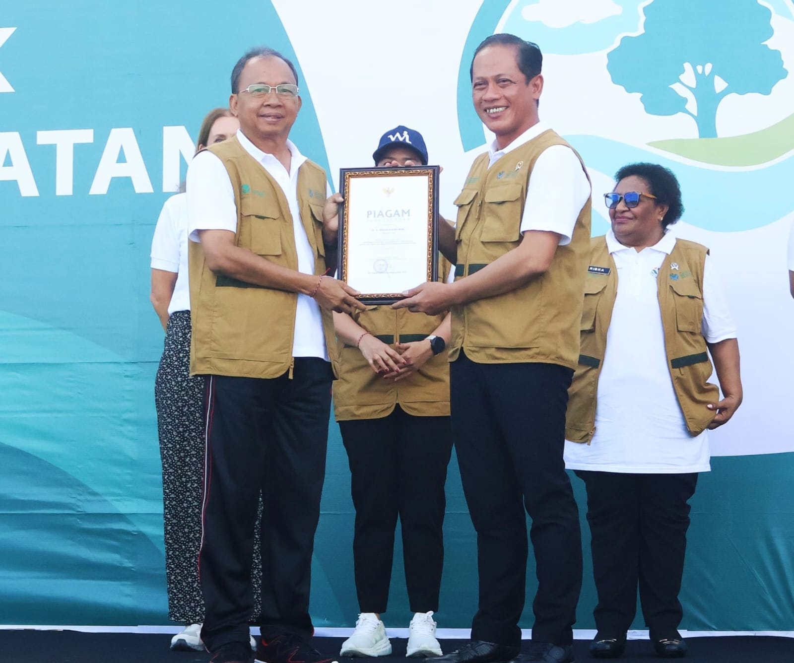 Produsen Setuju dan Siap Jalankan Regulasi Gubernur Koster, Stop Produksi AMDK Plastik Dibawah 1 Liter