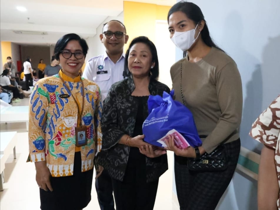 Peringati HUT IBI Ke-74 dan Harganas Ke-32, Pemkot Denpasar Beri Pelayanan KB Sepadu