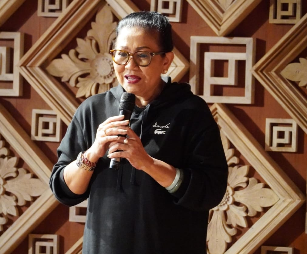 Ny. Putri Koster Apresiasi Kreativitas dan Keberaninaan Siswa Janawati Academy Jalani Latihan A Night of Broadway