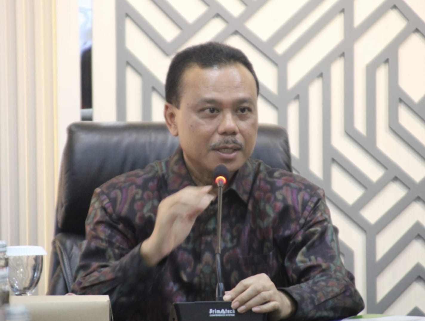 Pimpin Rapat Kemitraan, Sekda Dewa Indra Soroti Jumlah Kepesertaan BPJS Kesehatan di Bali