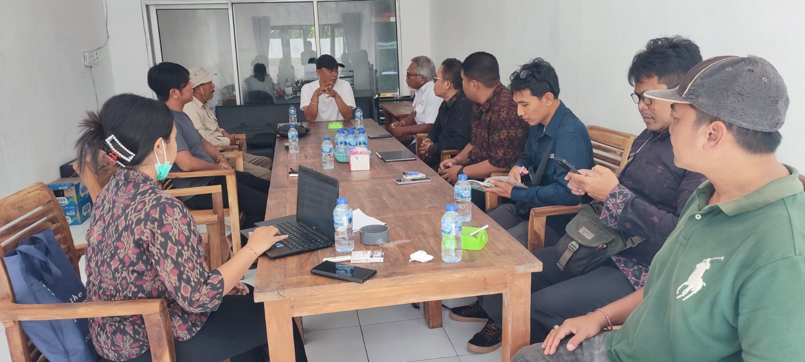 Lima BUMDes dari Kota Denpasar Berguru ke Dapur Makan Bergizi Gratis Tembuku