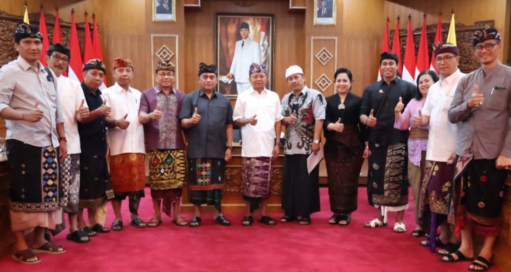 Gubernur Koster Lakukan Terobosan Pemerataan Layanan Kesehatan Hingga Warga Pelosok di Bali
