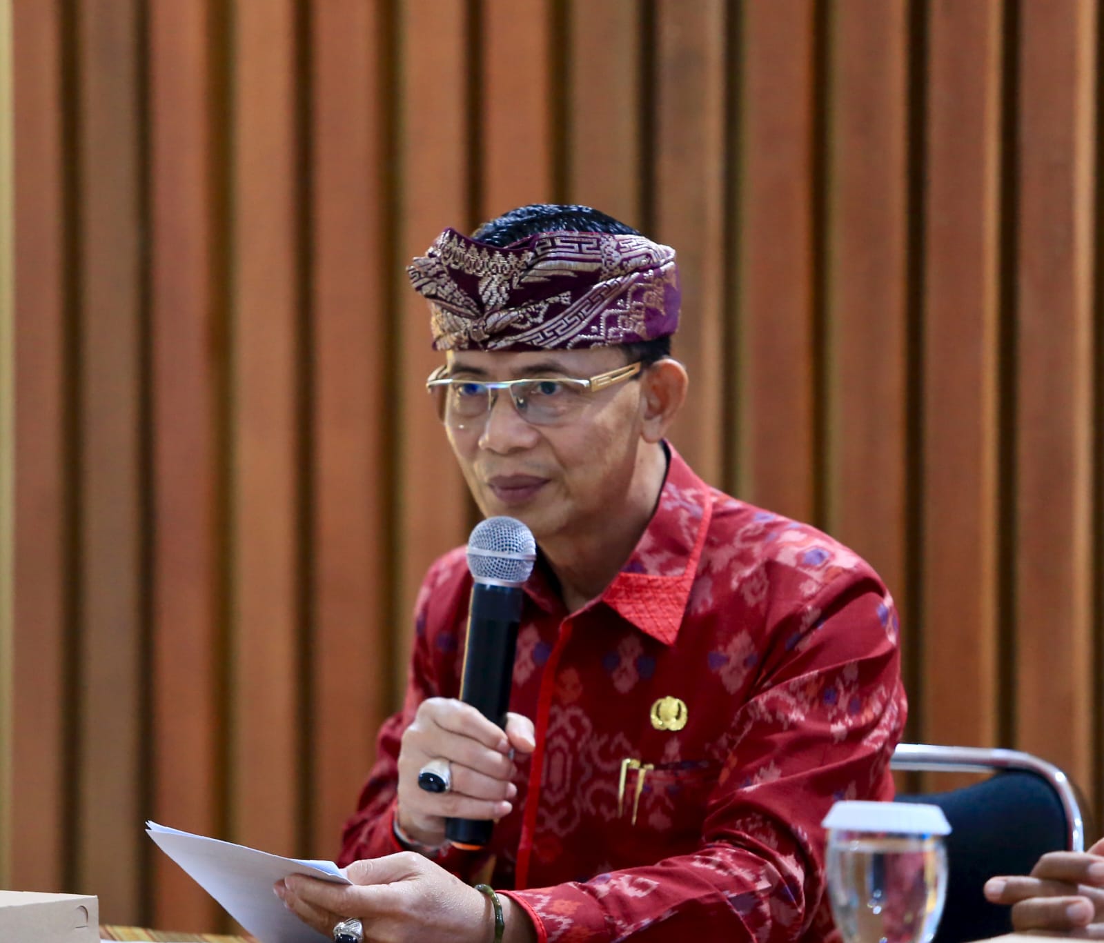 Bupati Satria Ajak Tim Lindungi Masyarakat Klungkung Dengan Mematuhi KTR
