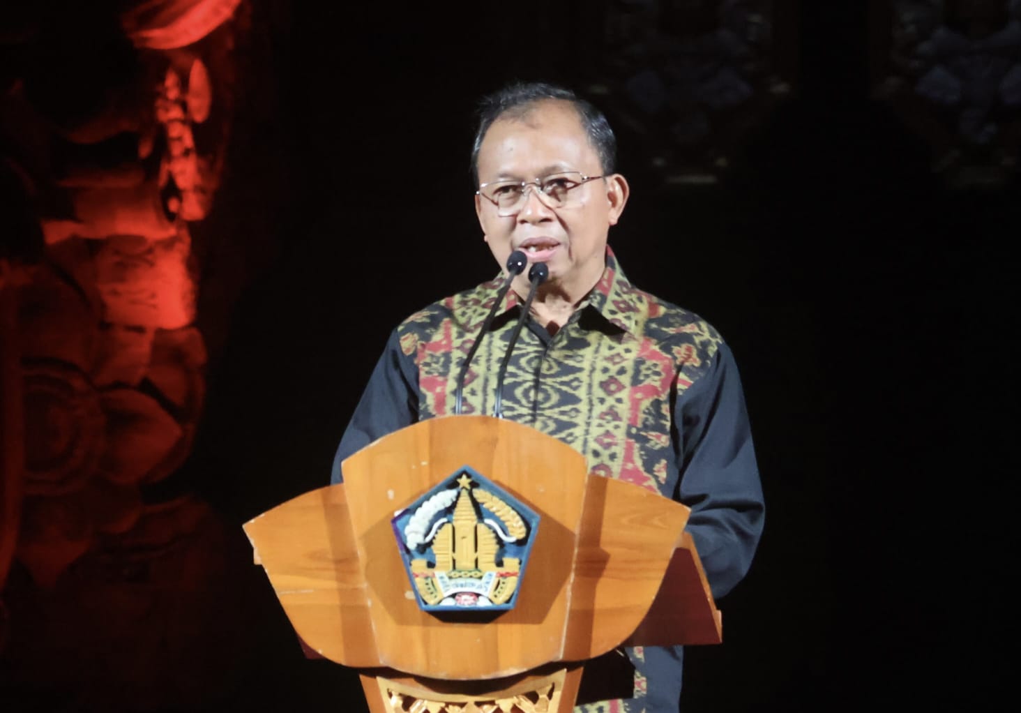 Seni Budaya Topang Pariwisata dan Ekonomi Bali, Gubernur Koster Komit Tambah Anggaran PKB dan FSBJ 2026
