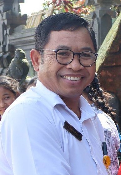 Kantin ”Nyama Bali” Antarkan SMPN 3 Kintamani Wakili Bali