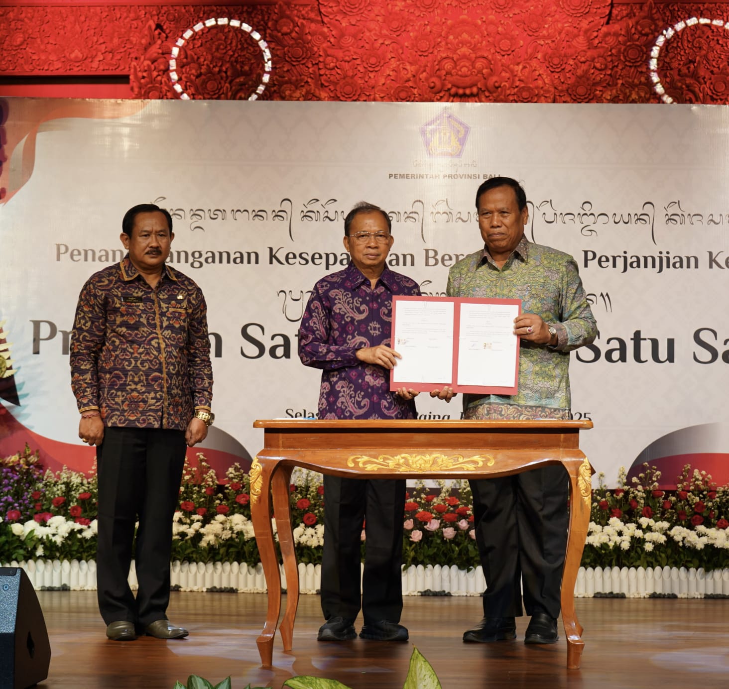 Gebrakan Brilian Gubernur Koster, Gratiskan Biaya Pendidikan dan Kehidupan 1.450 Mahasiswa dari Keluarga Tak Mampu