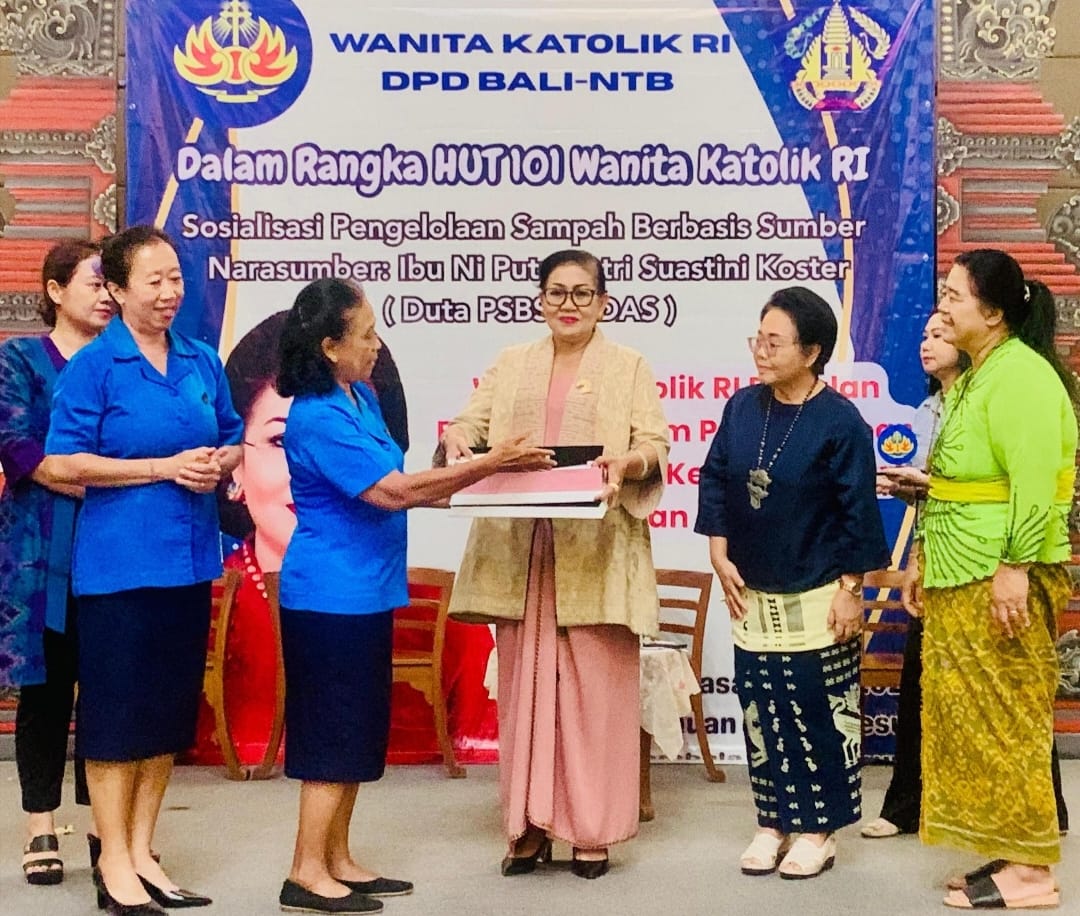 Sasar Wanita Katolik, Duta PSBS Padas Sosialisasikan Pengelolaan Sampah Berbasis Sumber