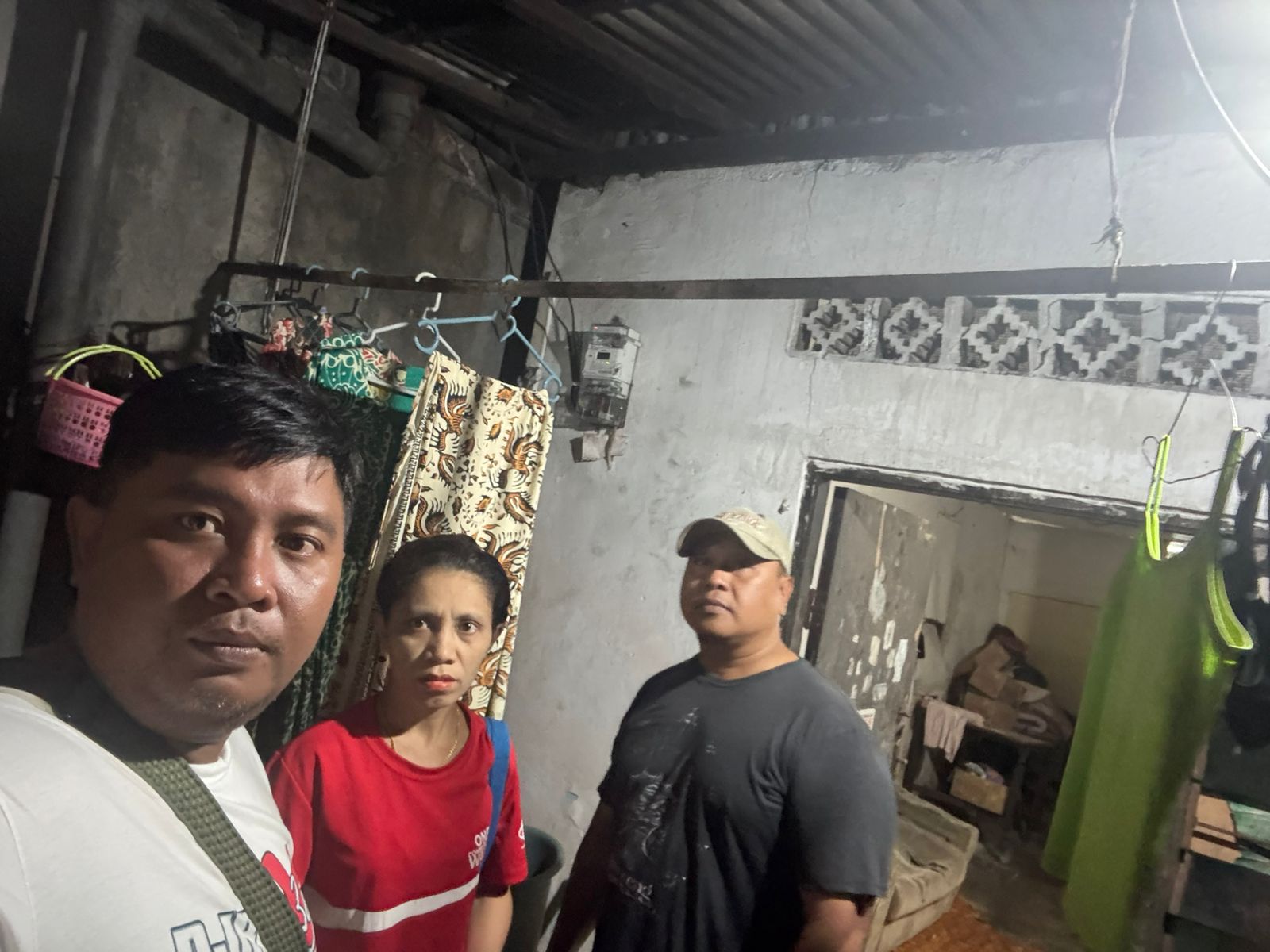 Satpol PP Denpasar Tertibkan Pelaku Pembuang Sampah di Sungai Jalan Batukaru