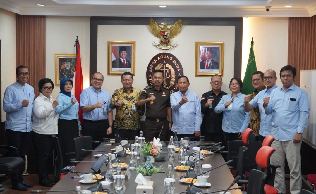 Plt. Wakil Jaksa Agung Terima Audiensi Kemenkop Pendampingan Hukum Pembentukan Koperasi Desa Merah Putih