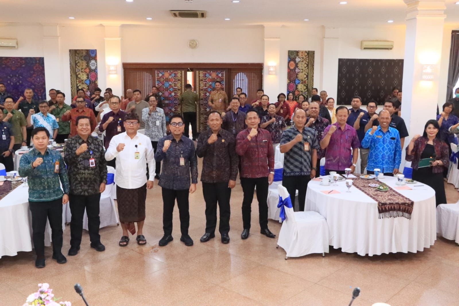 Komitmen Tingkatkan Layanan Air Bersih, Wawali Arya Wibawa Buka Sarasehan HUT Ke-28 Perumda Tirta Sewakadarma