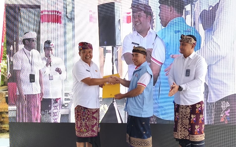 Bupati Sedana Arta Luncurkan Koperasi Merah Putih Desa Ulian
