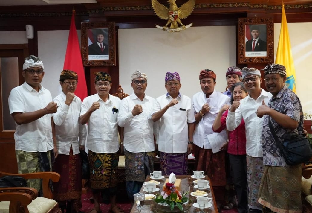 Gubernur Koster: Bali Harus Bebas Rabies dan Siapkan Penampungan Anjing Liar