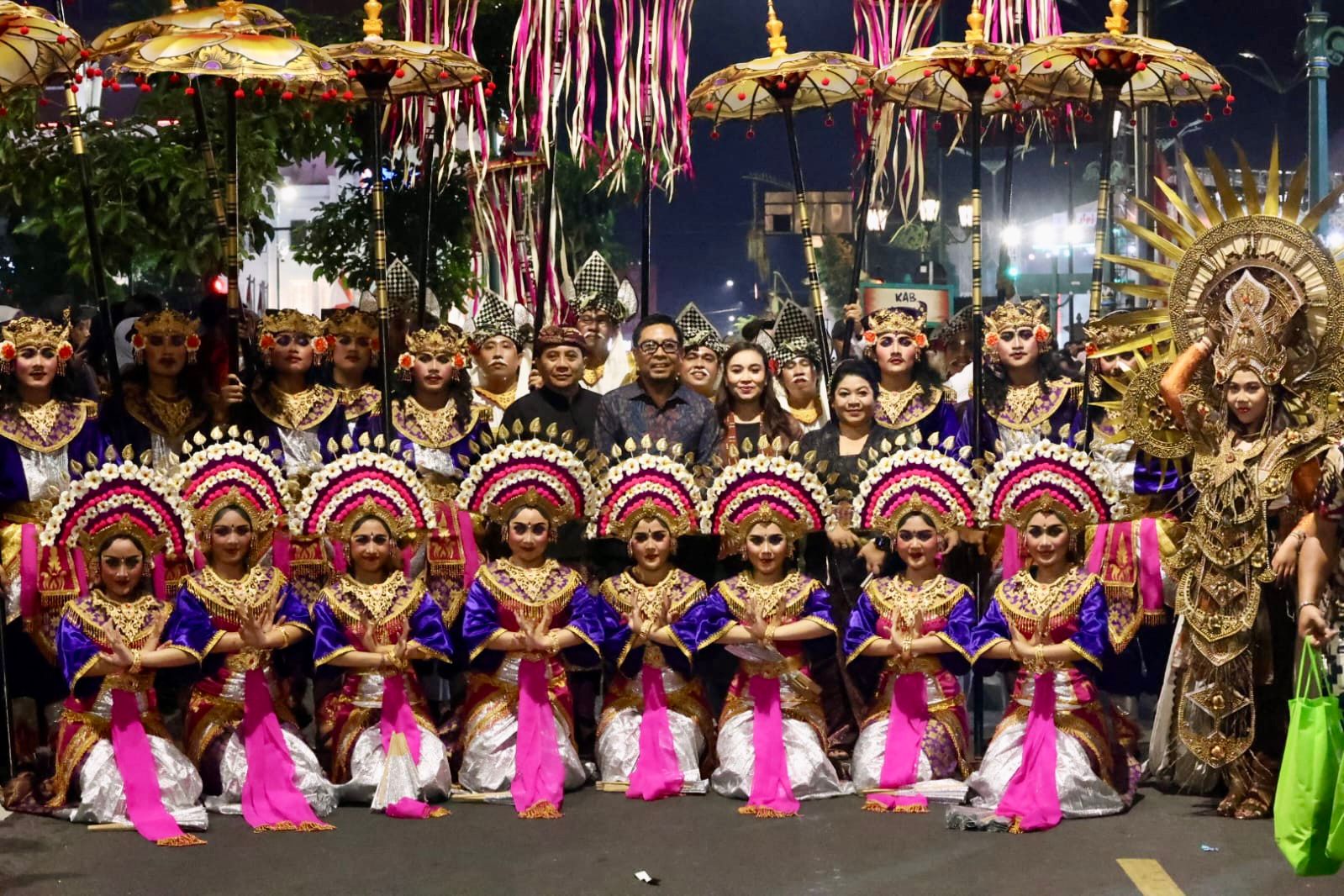 Kontingen Budaya Kota Denpasar Suguhkan Tarian Janger di Karnaval Budaya Nusantara Rakernas ke-XI JKPI