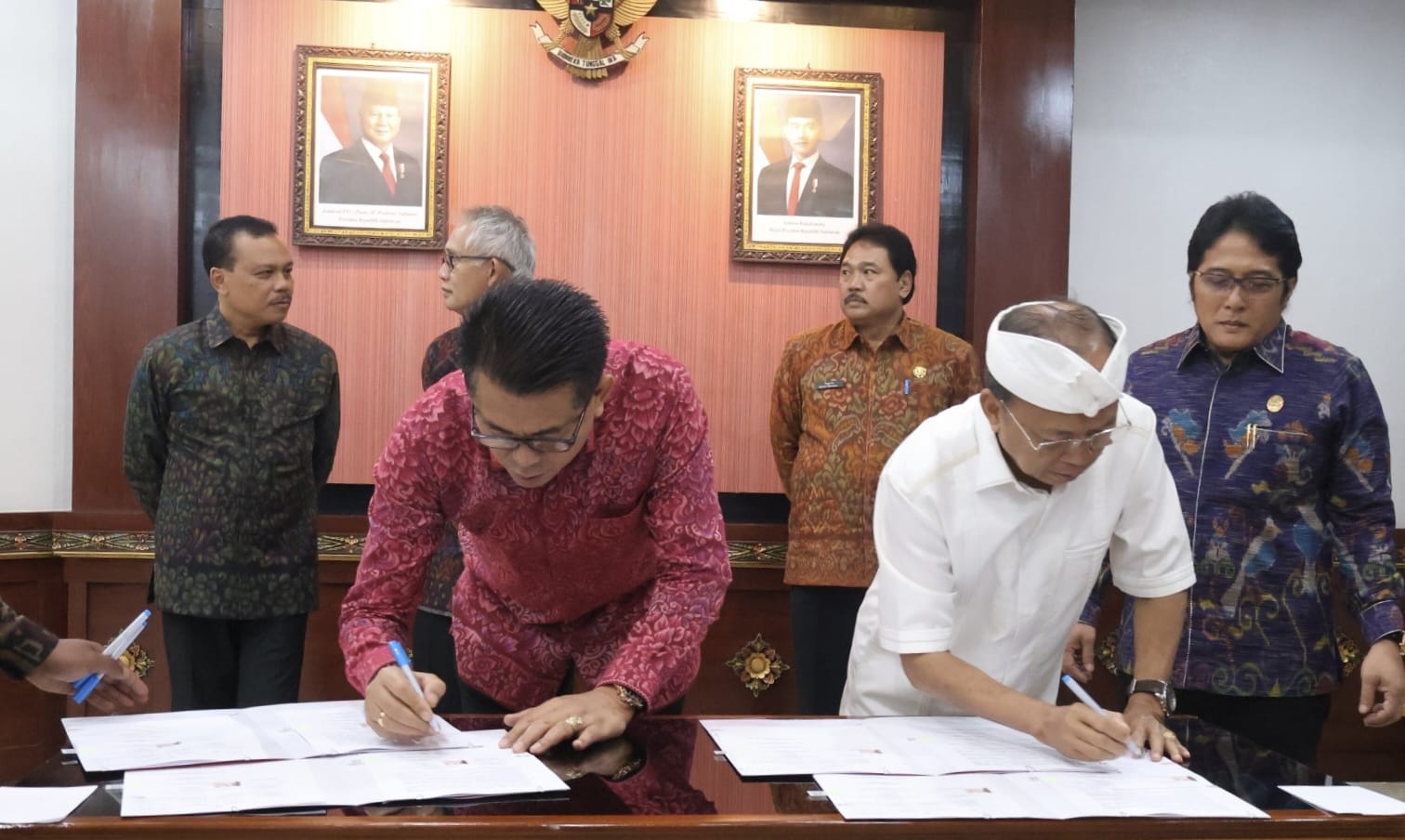 Perkuat Penyelesaian Sengketa Restoratif di Desa Adat, Gubernur Bali Ajukan Raperda Bale Kertha Adhyaksa